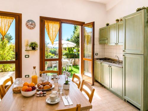 Casa Vacanze Bouganville Caprera e spiagge WiFi e Parcheggio