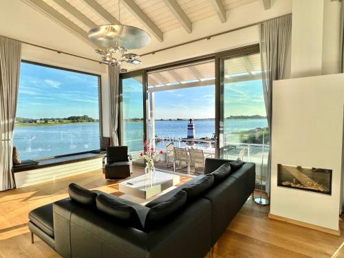 Apt "Sunset Lounge" in Waase - Ummanz - Meerblick, Kamin, Sauna in Ummanz