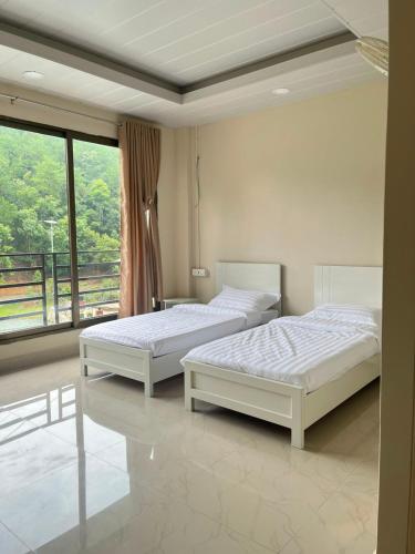 Hotel Paradise in Champhai