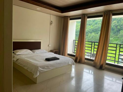 Hotel Paradise in Champhai