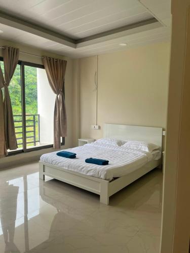 Hotel Paradise in Champhai