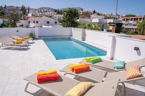 Unique private pool apartment in Carihuela