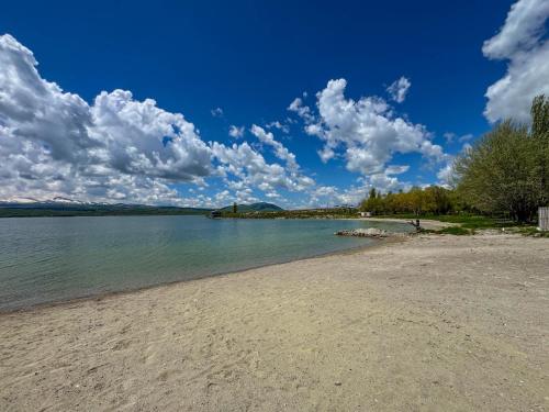 Nirok in Sevan