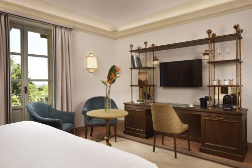 1 queen bed