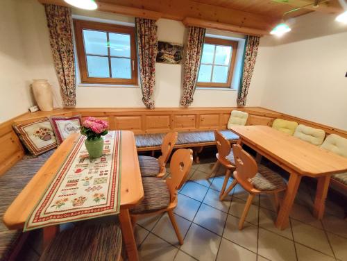 Kitchen, Landhaus Nockalm - Karnten Card im Sommer inklusive in Sankt Oswald
