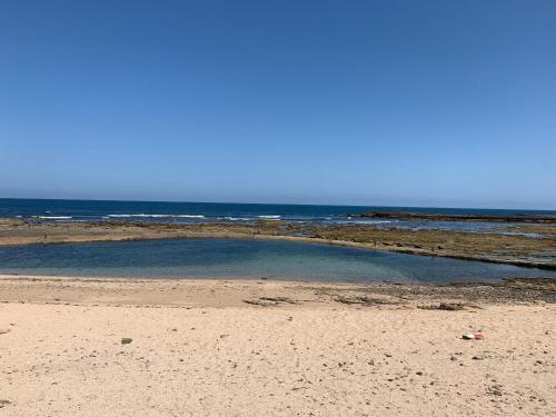 Superbe appartement avec piscine et vue mer Résidence Yasmina (Superbe appartement avec piscine et vue mer Residence Yasmina) in El Mansouria