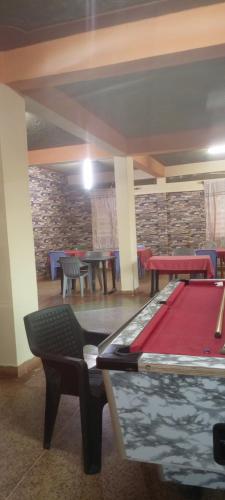 . Charonyi Safari Lodge