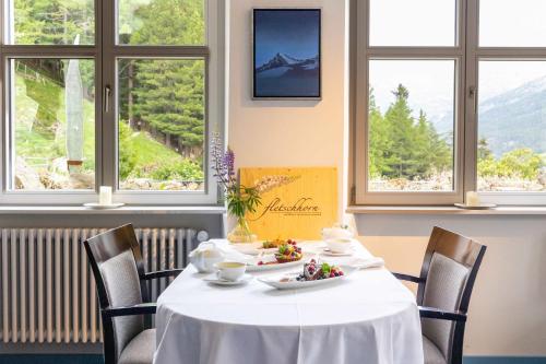 Waldhotel Fletschhorn Panoramic Retreat Saas Fee in Saas-Balen