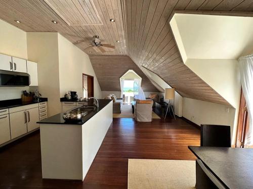 Beachfront Villa at Nonsuch Bay Resort with Panoramic Ocean Views in Freetown