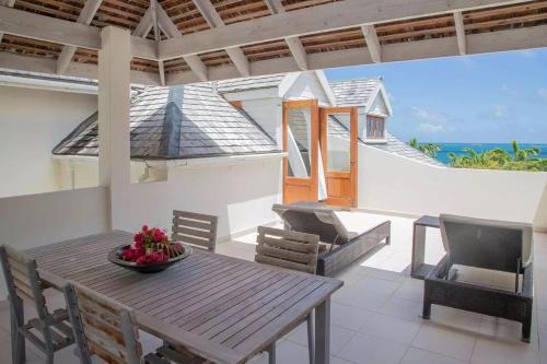 Beachfront Villa at Nonsuch Bay Resort with Panoramic Ocean Views in Freetown