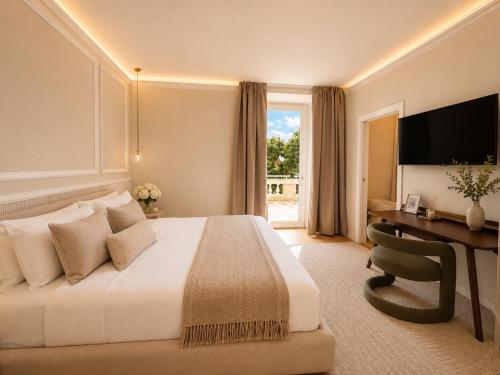 2 bedrooms, 3 beds