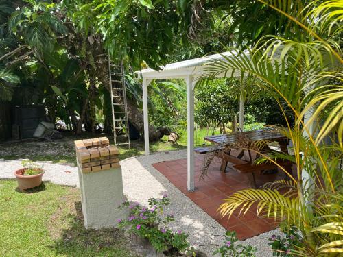 Charmant F2 cosy bas de villa Martinique in Saint-Joseph