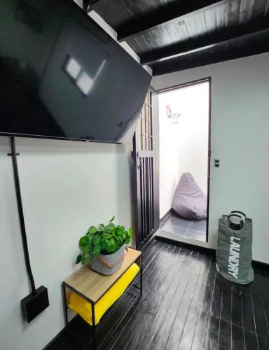 Candelaria Chill Loft wc Kitchen & AC in Medellin