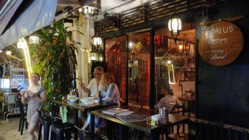 Andalusia Nightlife Guesthouse near วังสุลต่านมะละกา
