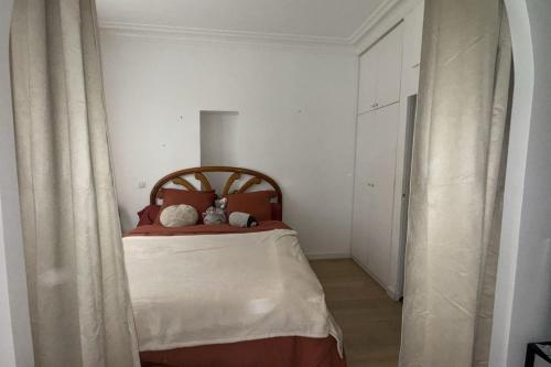 Apartment with terrace and Eiffel Tower view in Tour Eiffel