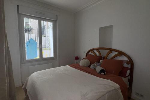 Apartment with terrace and Eiffel Tower view in Tour Eiffel