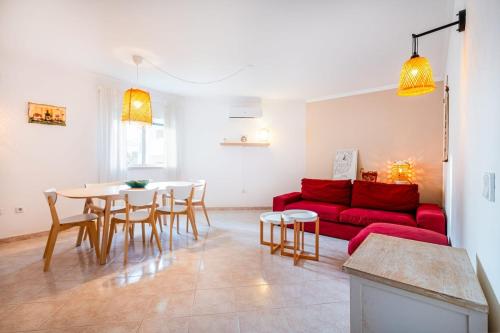 Casa Logan, 2 bedroom with Terrace & Pool – khách sạn tại Khac