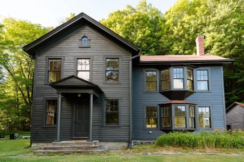 Hamlin House - Chic Farmhouse in Livingston Manor in Rosko (NY)