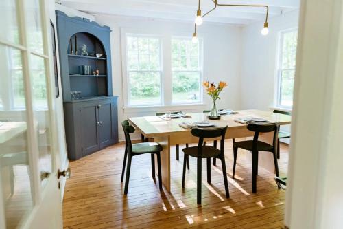 Hamlin House - Chic Farmhouse in Livingston Manor in Rosko (NY)
