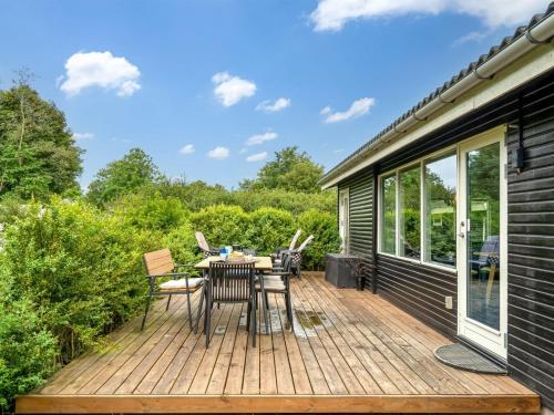 Holiday Home Severine - 1km to the fjord by Interhome in Gjøl