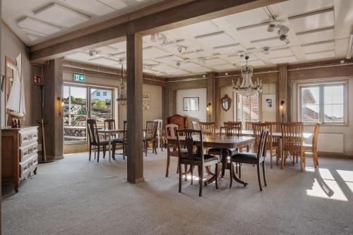 Seglarhotellet Käringön (Seglarhotellet Karingon) in Käringön