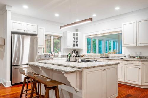 Hillside Haven - Modern Home near Great Barrington in Egremont (MA)