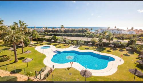 Casares Costa Doña Julia Golf Luxury Penthouse Seaview Suite By M&M – khách sạn tại Marina de Casares