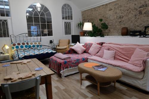 ‘Museum Loft’ Scotland’s Wee Hat Museum in Ньюбер