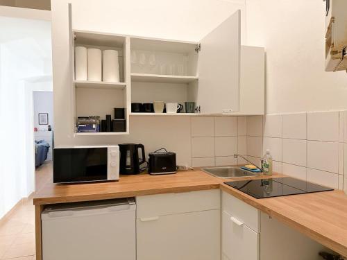 Wonderful 2 bedrooms Flat near to Hauptbahnhof - image 3