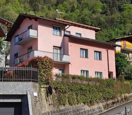 la casa rosa