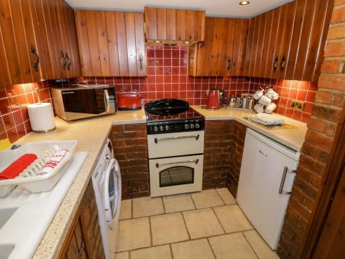 Severn Bank Lodge - image 10