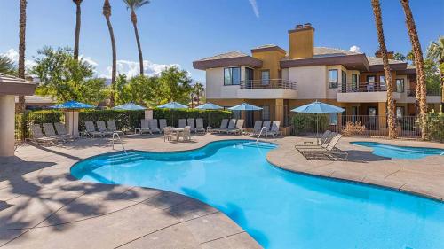 Desert Springs Villas Resort 2BR Villa – khách sạn tại Pinehurst