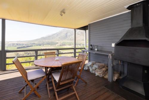 Iekārtas, Big Sky Cottages in Wolseley