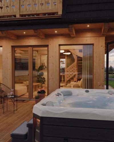 A környék, Lovelia Luxury Chalet & Jacuzzi in Witow