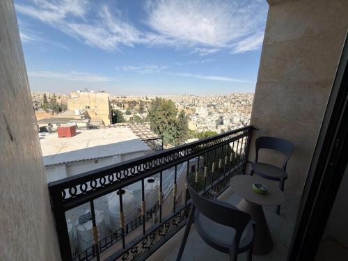 401 tara-JRE Jabal Al Lweibdeh with stunning view - image 4
