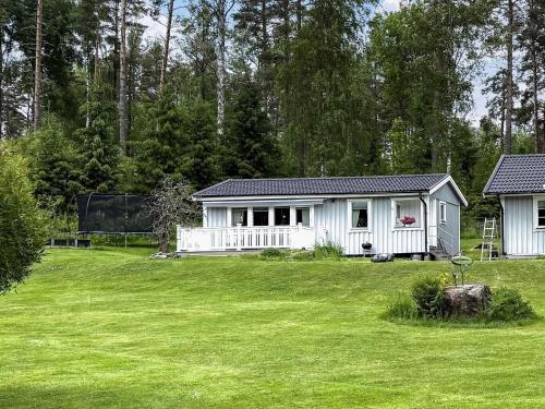 Фасада на хотела, 4 person holiday home in BRUNNSKOG in Glava