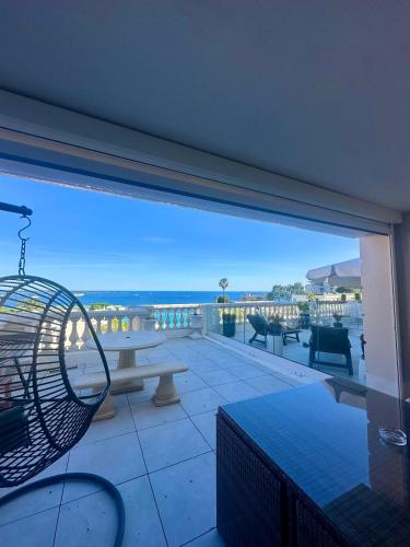 Sisley 068 - F2 et magnifique vue mer