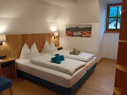 Haus Weyregg - Pension in Weyregg Am Attersee