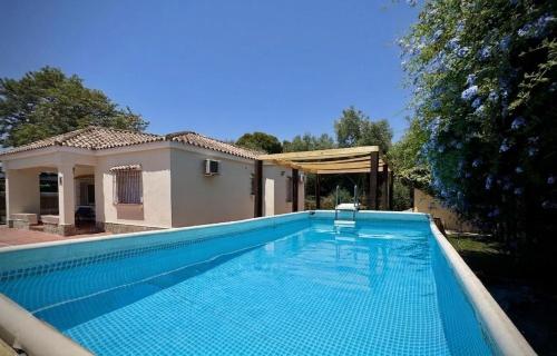 VILLA HORIZONTE - Fantastic house with raised pool and free WiFi