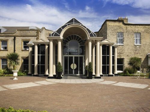 Exterior view, Mercure York Fairfield Manor Hotel in York