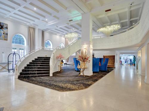 Coastal Condo With Resort Service Pools And Gym 407 - Miami Beach, FL