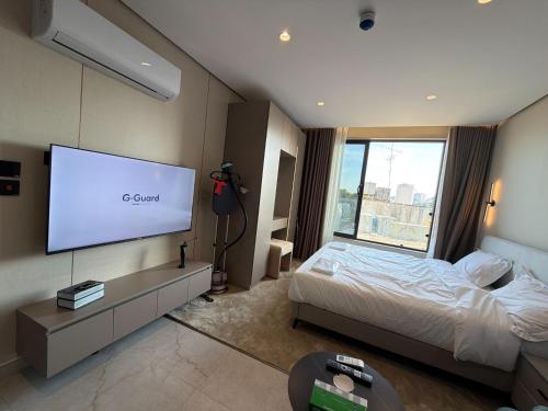 408s tara-JRE Jabal Al Lweibdeh with stunning view - image 3
