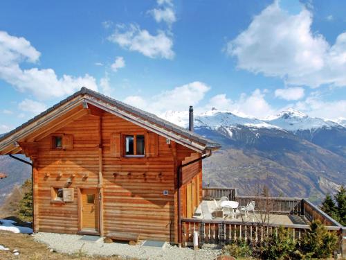 Chalet with Scenic View of Mountains in Les Collons Vex