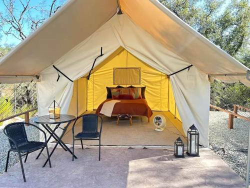 Moonshadow Flat Glamping - Onyx Tent
