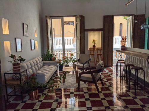 Old City 2-bedroom 2-bath apartment