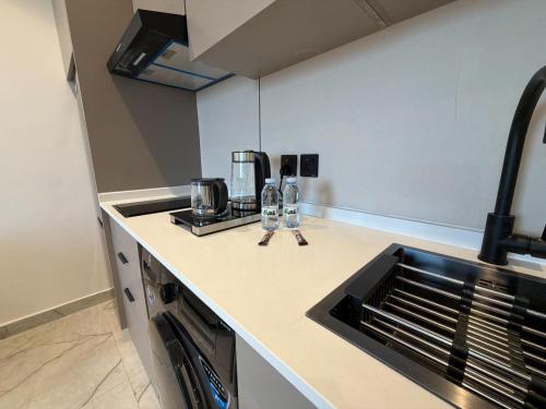 413 tara-JRE Jabal Al Lweibdeh with stunning view - main image