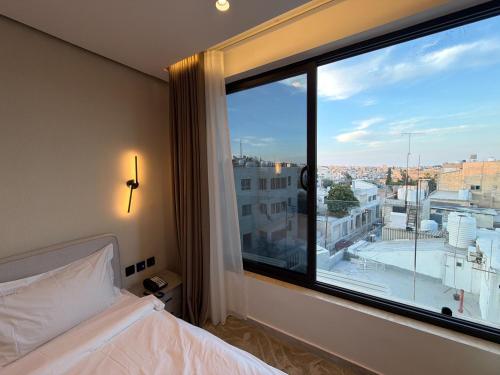 413 tara-JRE Jabal Al Lweibdeh with stunning view - image 8