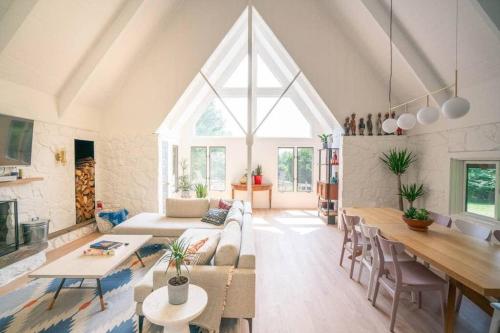 Milan Hill A-Frame - Charming & Stylish near Rhinebeck in Red Hook (NY)
