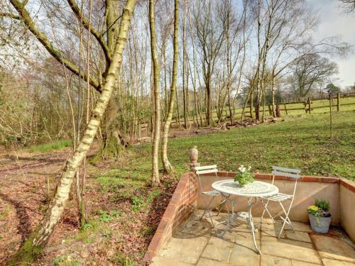 Calm Holiday Home In Hartfield Kent Amidst Ashdown Forest