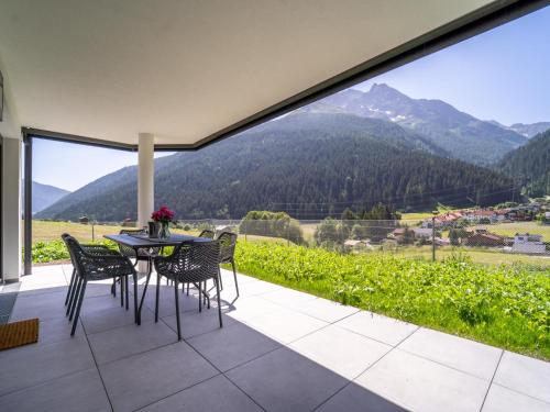 Chalet Pettneu am Arlberg - Top 2 in Sankt Anton am Arlberg, Österreich